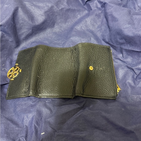 Tory Burch Black Leather Card Holder with Gold Emblem - Picture 3 of 3